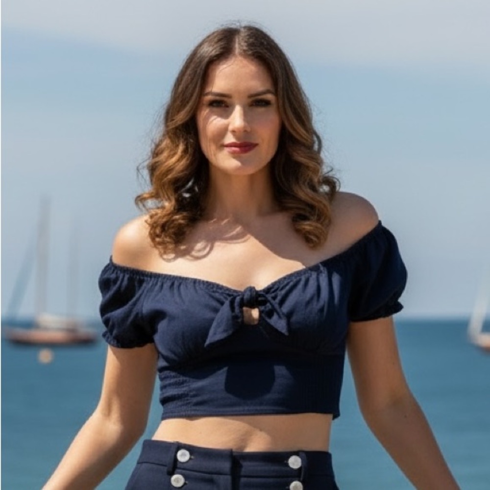 Unique Vintage Smocked Crop Top, Dark Navy, Size Large, NWT ⚓️ - Picture 3 of 12